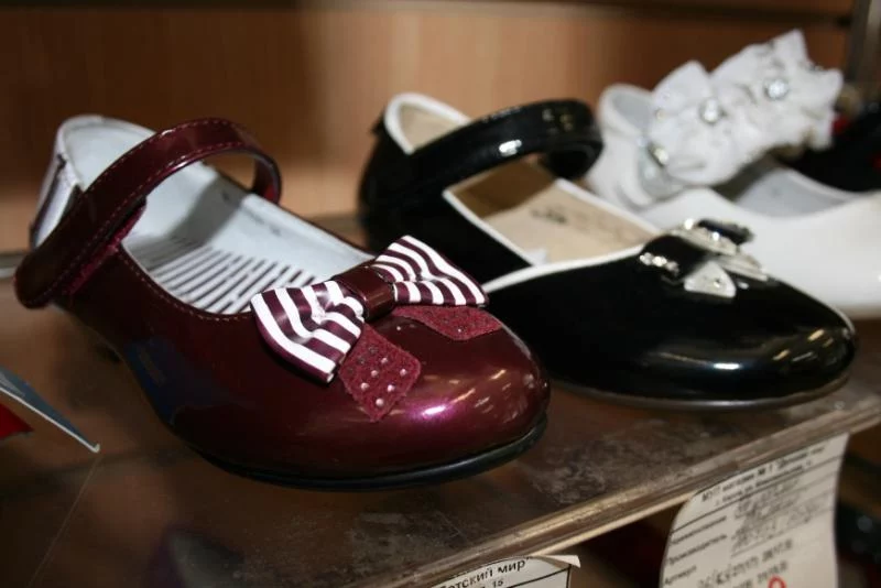 Скидки на детскую осенне-зимнюю обувь в магазинах ECCO